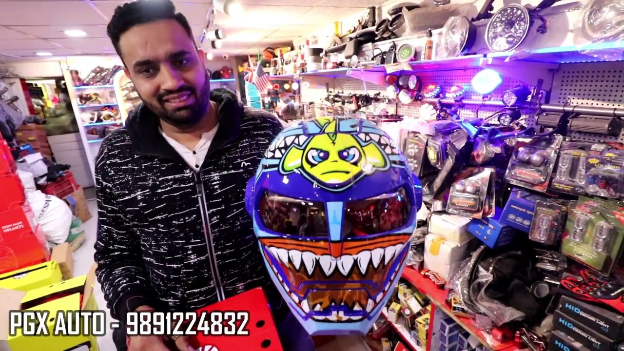 Pehli Baar Aisa Helmet Dekha | Born Creator
