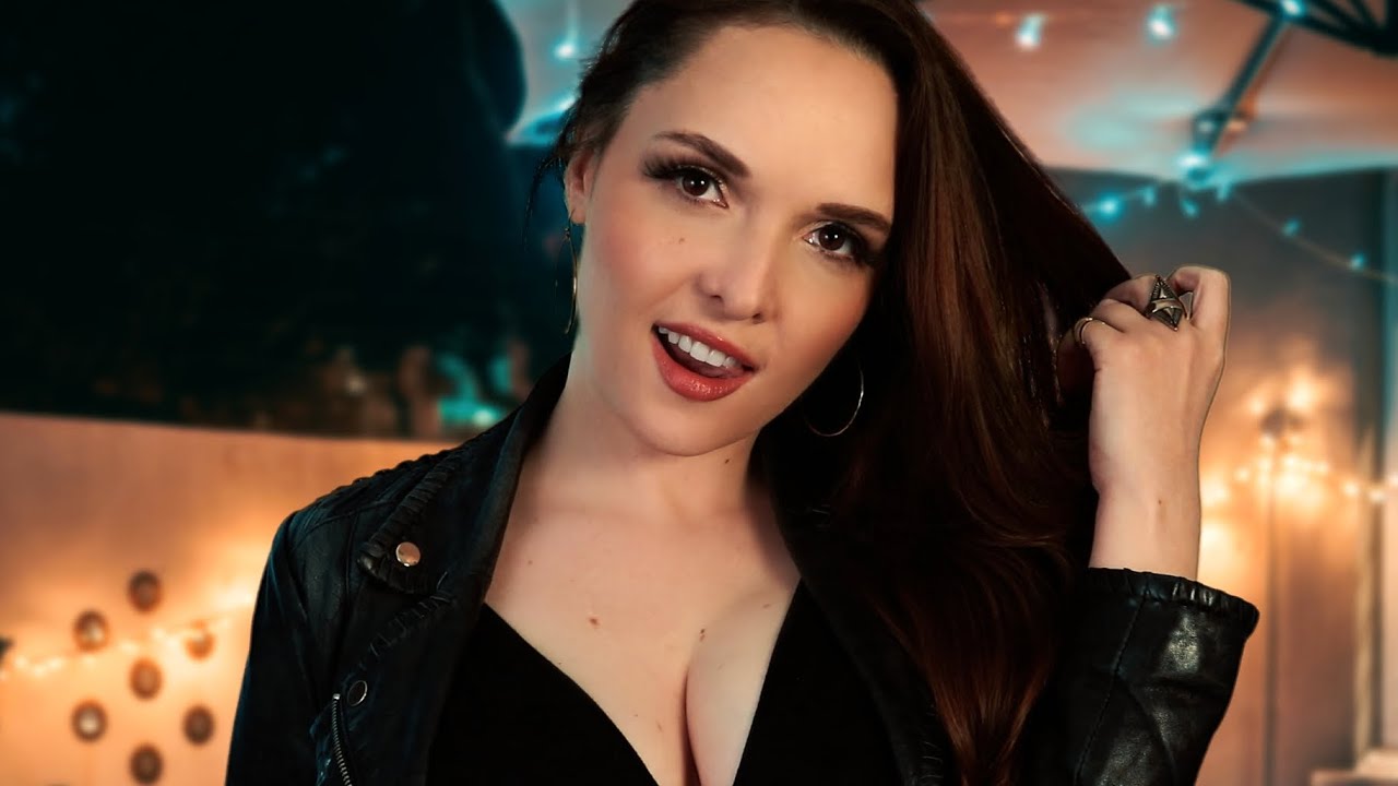 ASMR Кокетливая тусовщица приглашает тебя на свидание ролевая игра || тихий голос f4a