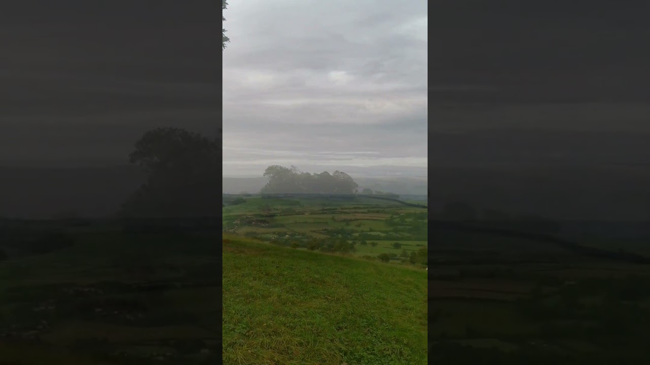 The WONDERFUL Kelston round hill! 