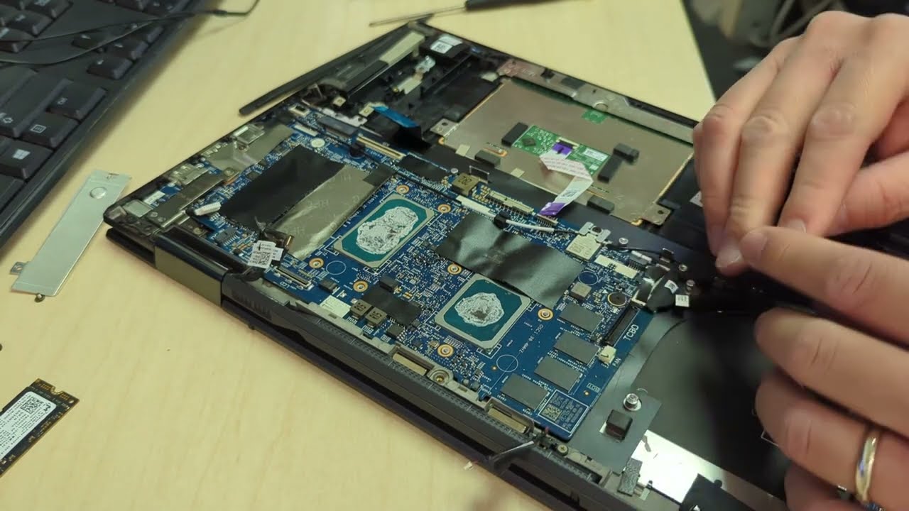 Dell Inspiron 7506 2-in-1 system board replacement
