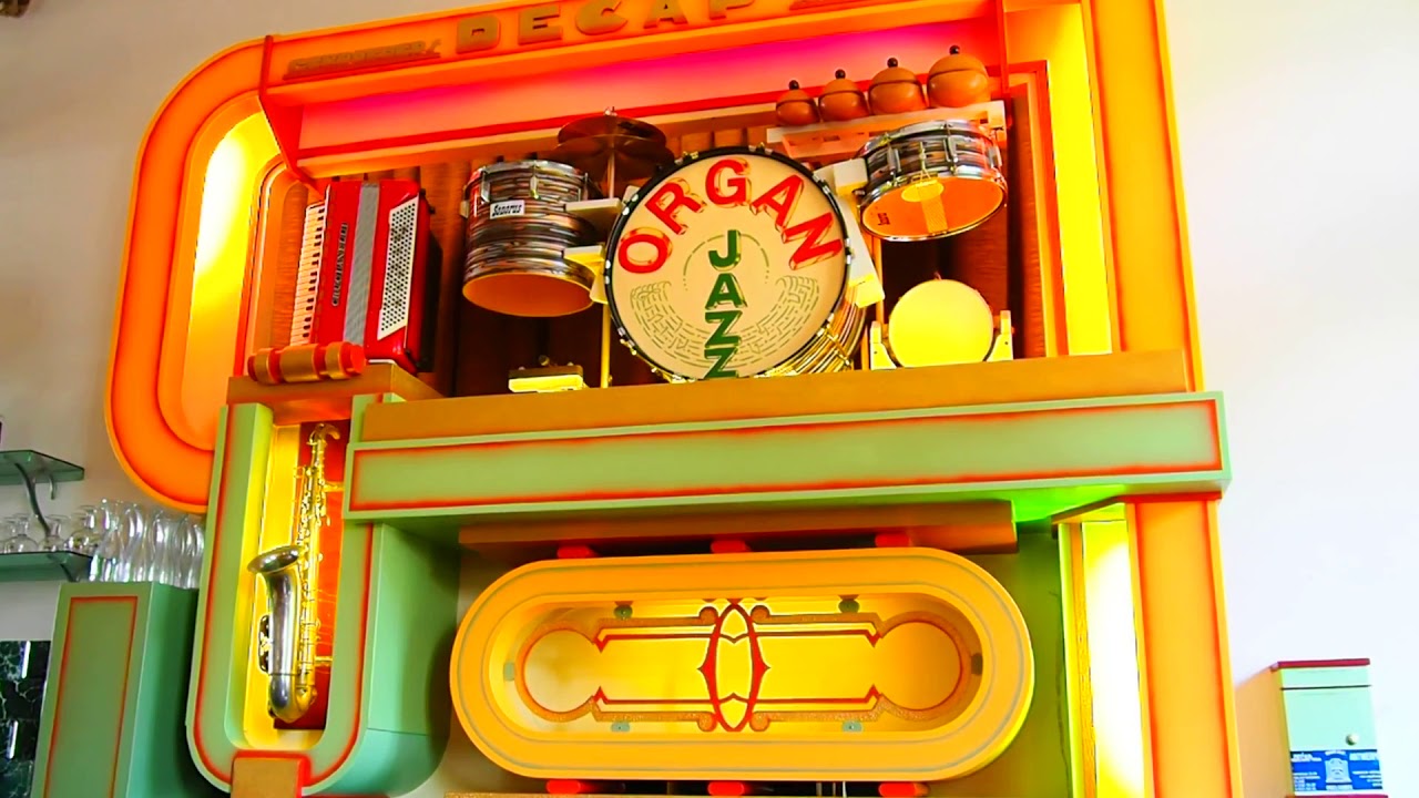 Decap Organ in Cafe Modern Teuven plays Flick Flack