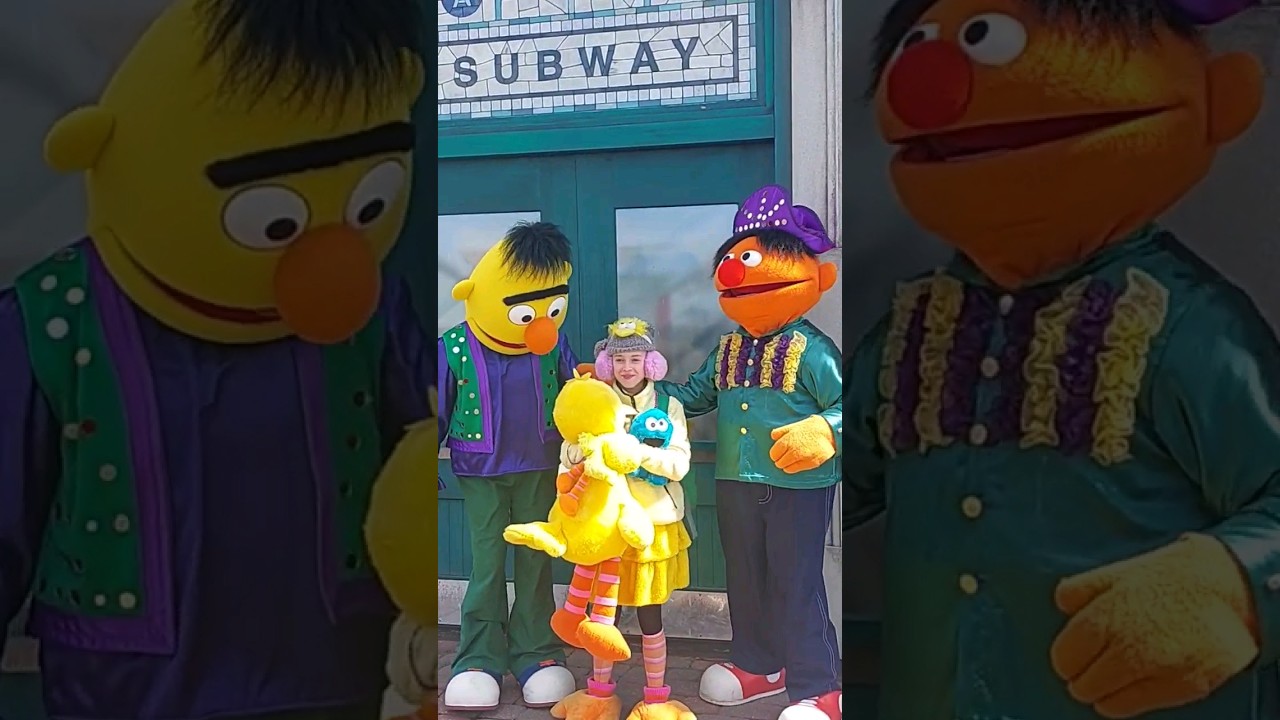 Bert & Ernie #sesameplace #youtubeshorts #sesamestreet #viral #bertandernie