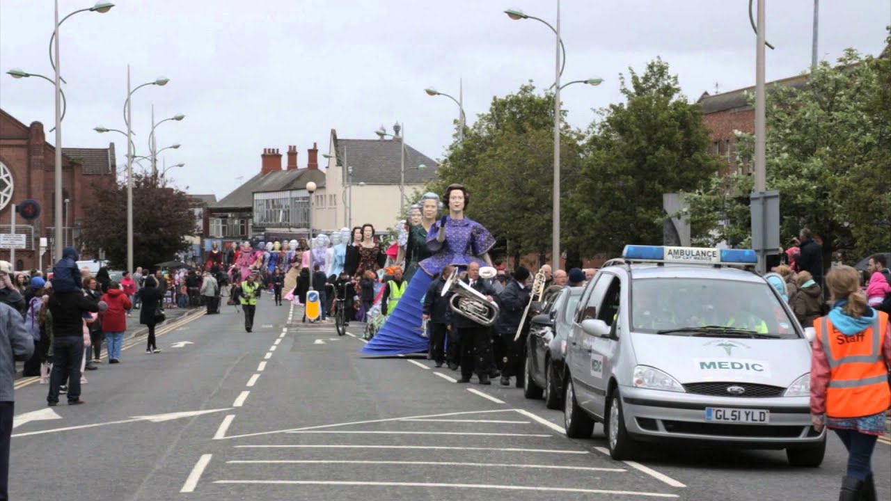 'Our Queen' The Ellesmere Port Carnival 2015