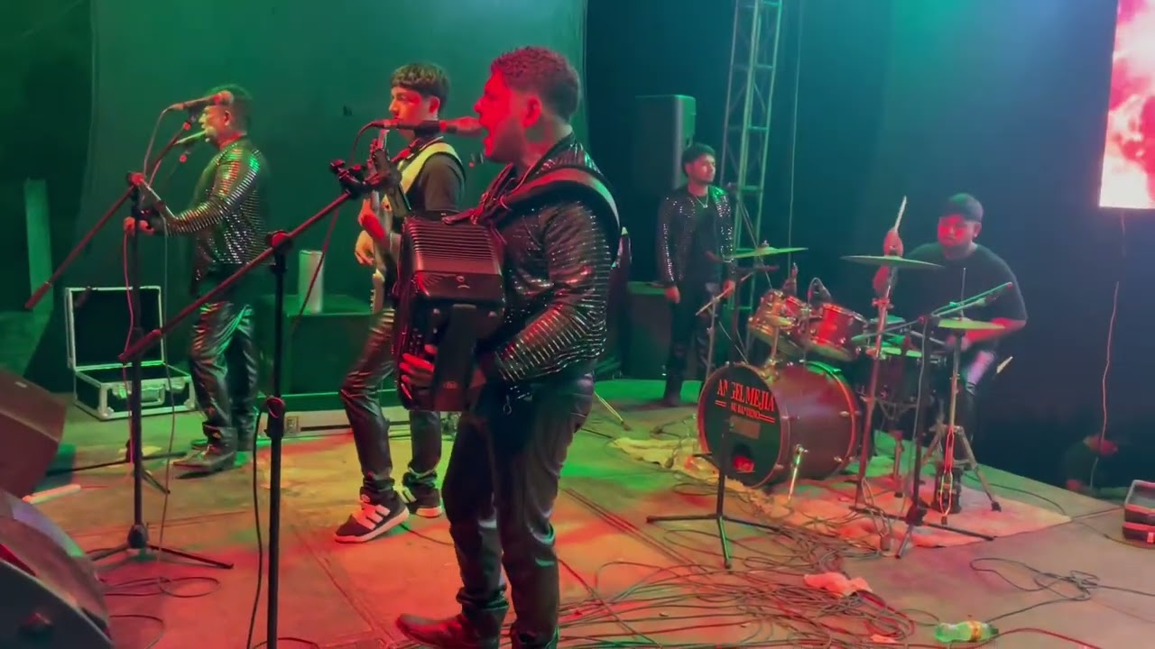 La Muerte De Julio Beltrán • Angel Mejía y su Bandeño (EN VIVO) desde El Techale