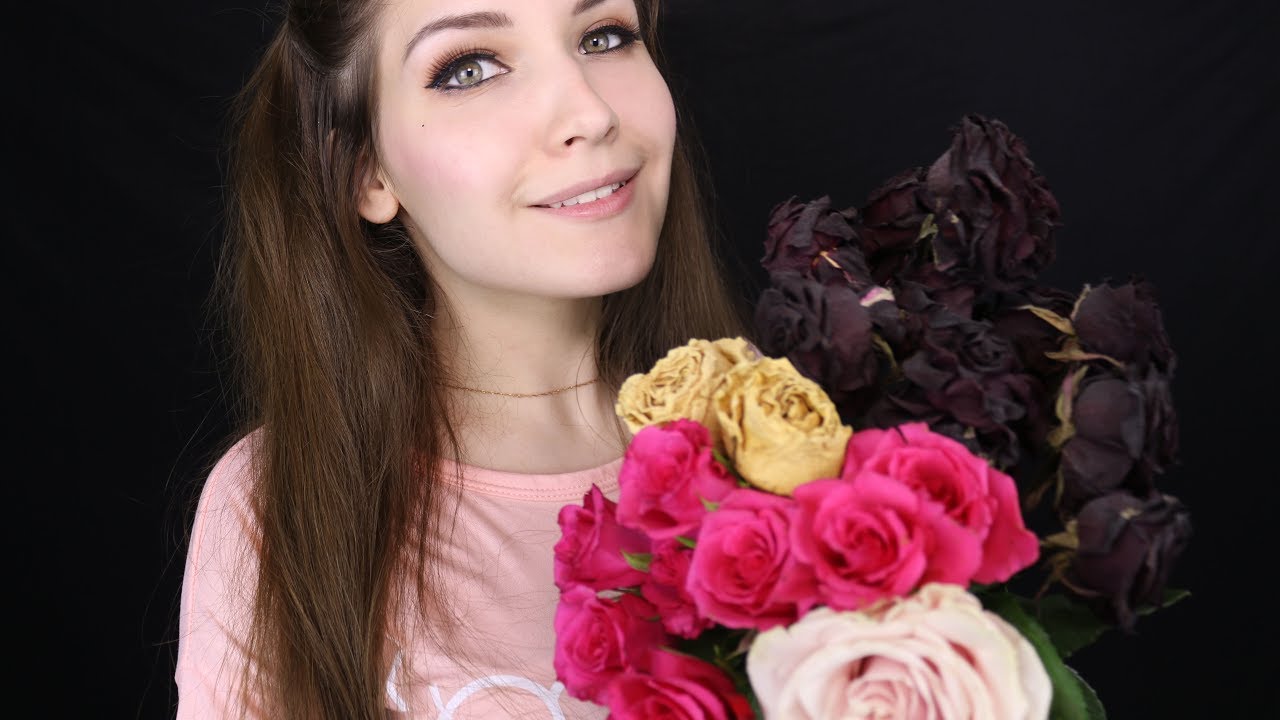 ASMR Flowers and whisper 🌹💐 АСМР цветы, розы. Рвем, шуршим и шепчем! 🌺🌸
