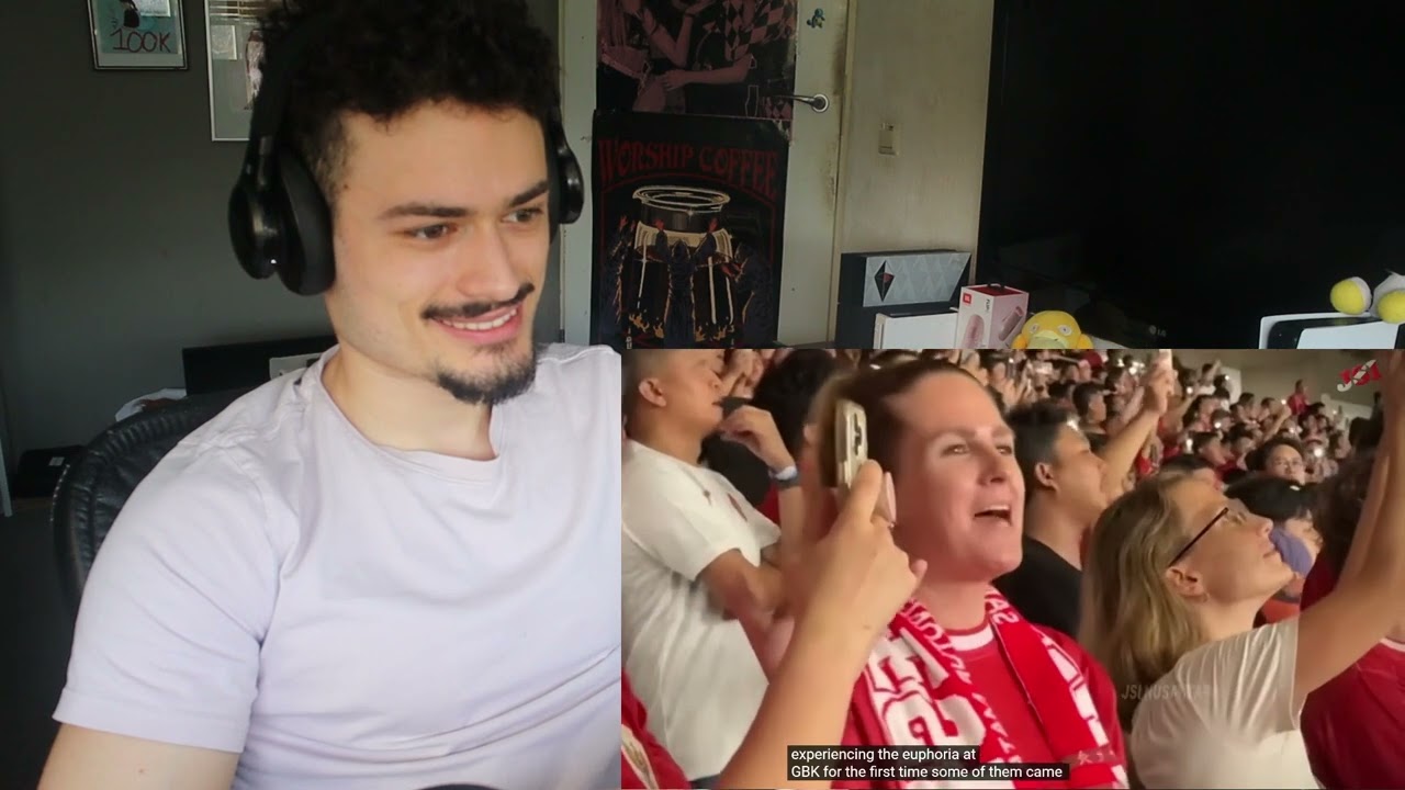 Euforianya Gila! Suporter Timnas Indonesia Bikin Bule Ini Nangis, Tanah Airku To World Cup REACTION