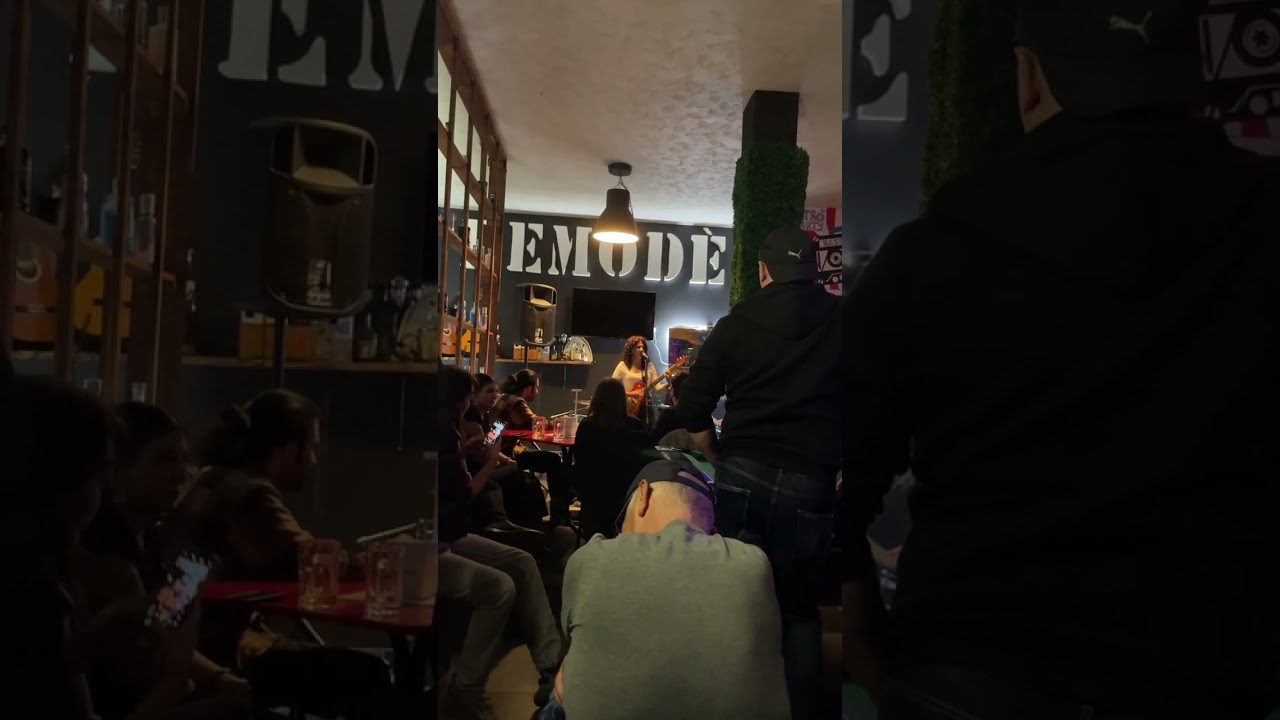 Nobody&rsquo;s wife live @anouktv (cover by Talia)