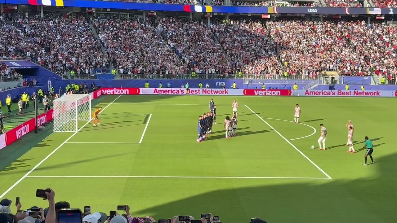 Malik Tillman free kick goal USA vs Bosnia 