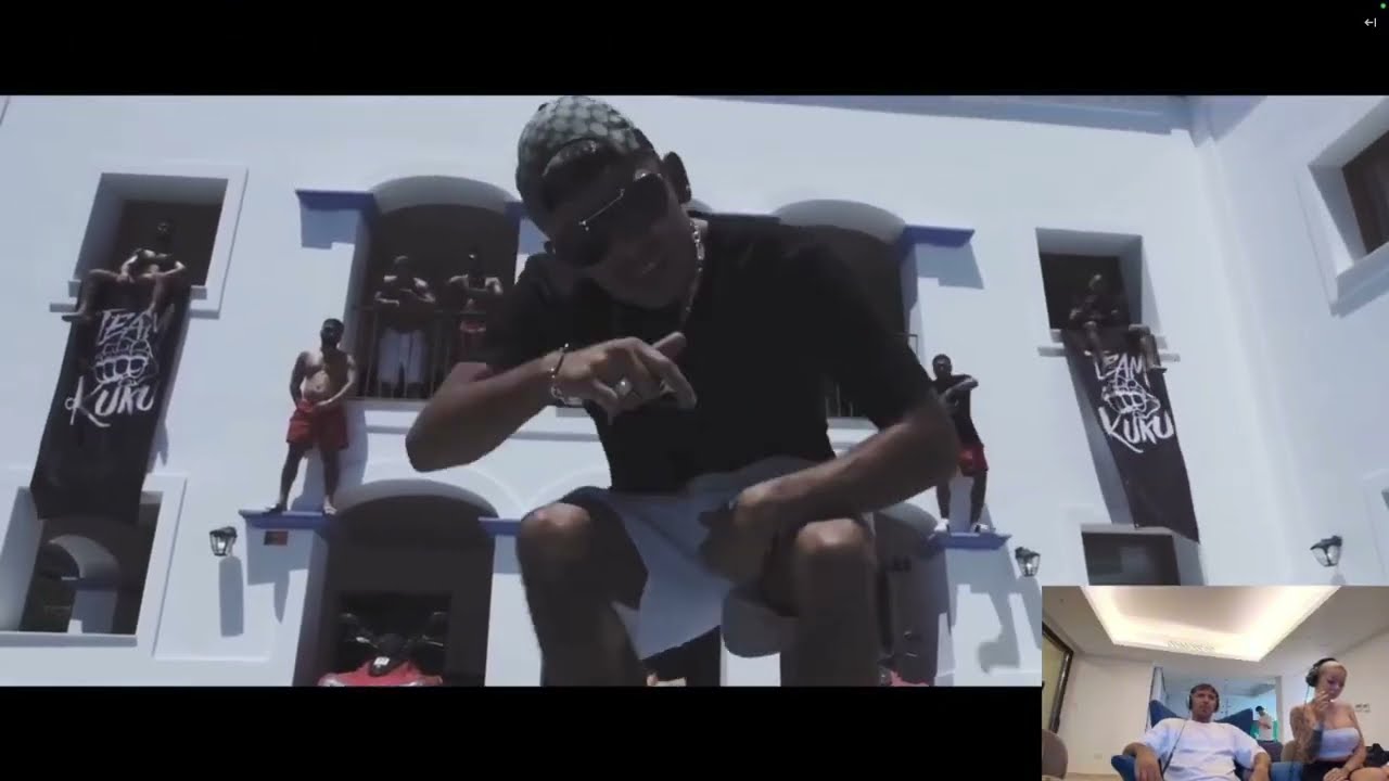 CAPITAL BRA Reagiert auf sein Song: GHETTO MASSARI (Nostalgie Reaction)