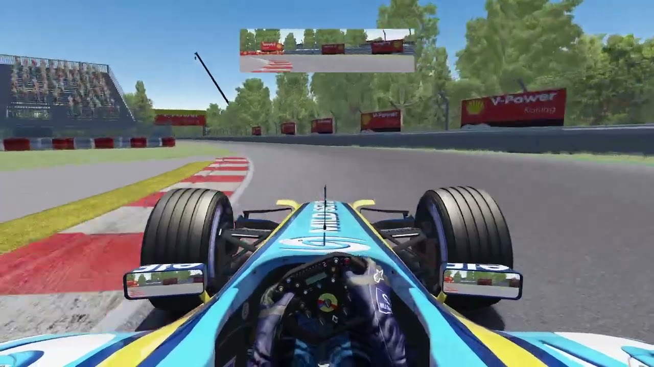Montreal (Canada) with the R25 from Fernando Alonso