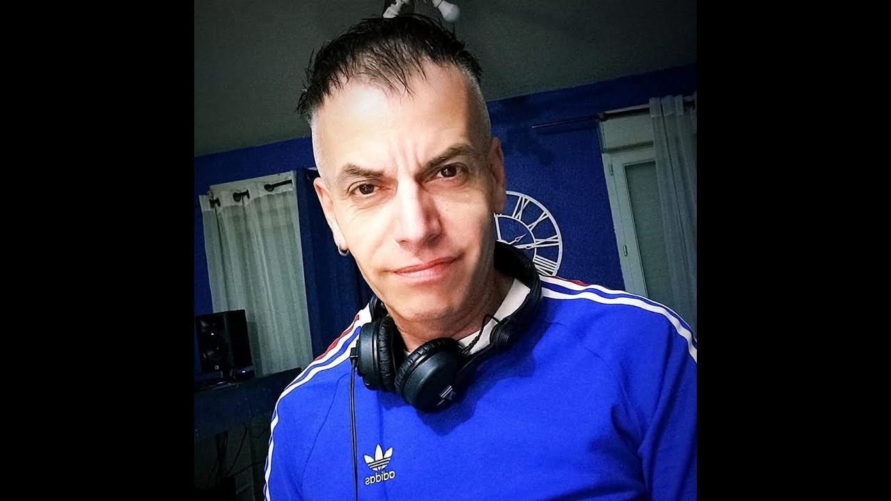 CLAUDE MARTINEZ in the minimal 2026