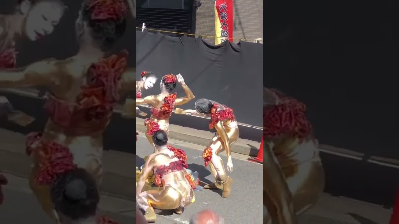 金粉ショーボディーペイント、火吹き！大駱駝艦（だいらくだかん）第43回大須大道町人祭2022.10.15 １回目