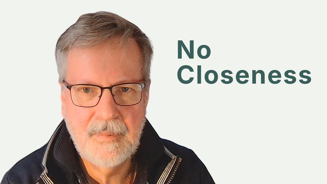 Why They Pull Away When Things Get Close | NAVORES