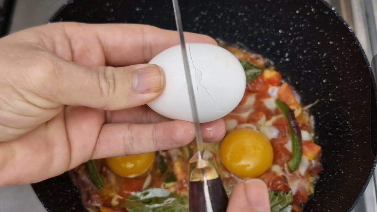 Easy lunch Box Recipe/How to Make Tasty Egg Fried Rice
