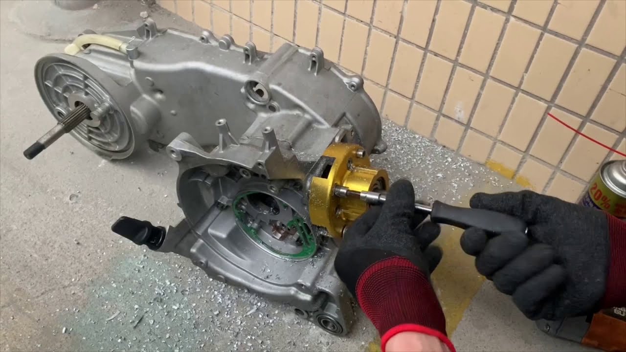 Tuning engine 5ML, part 2: cut engine block. Project Yamaha BWS125 - 205cc with big valves.