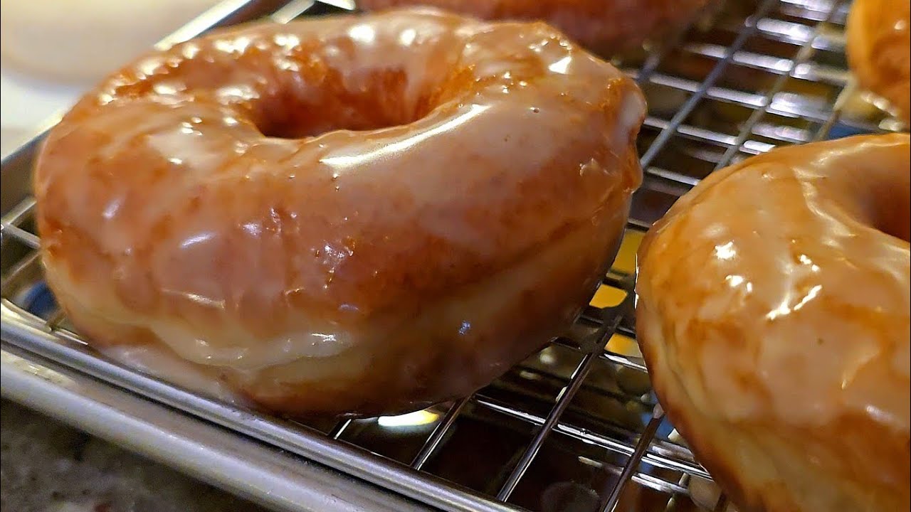 How to make Glazed Donuts EASY! Soft & FLUFFY donuts Recipe