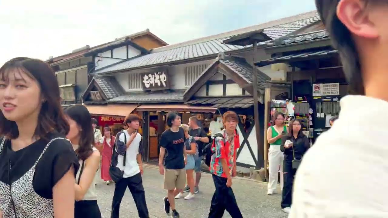 Vlog HAH? | Kiyomizu Dera - Ninnen Zaka