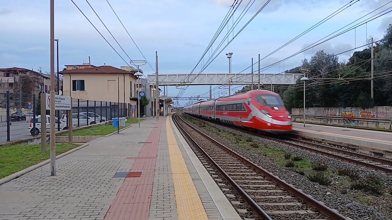 FRECCIAROSSA IN TRANSITO IN TIRRENICA!!