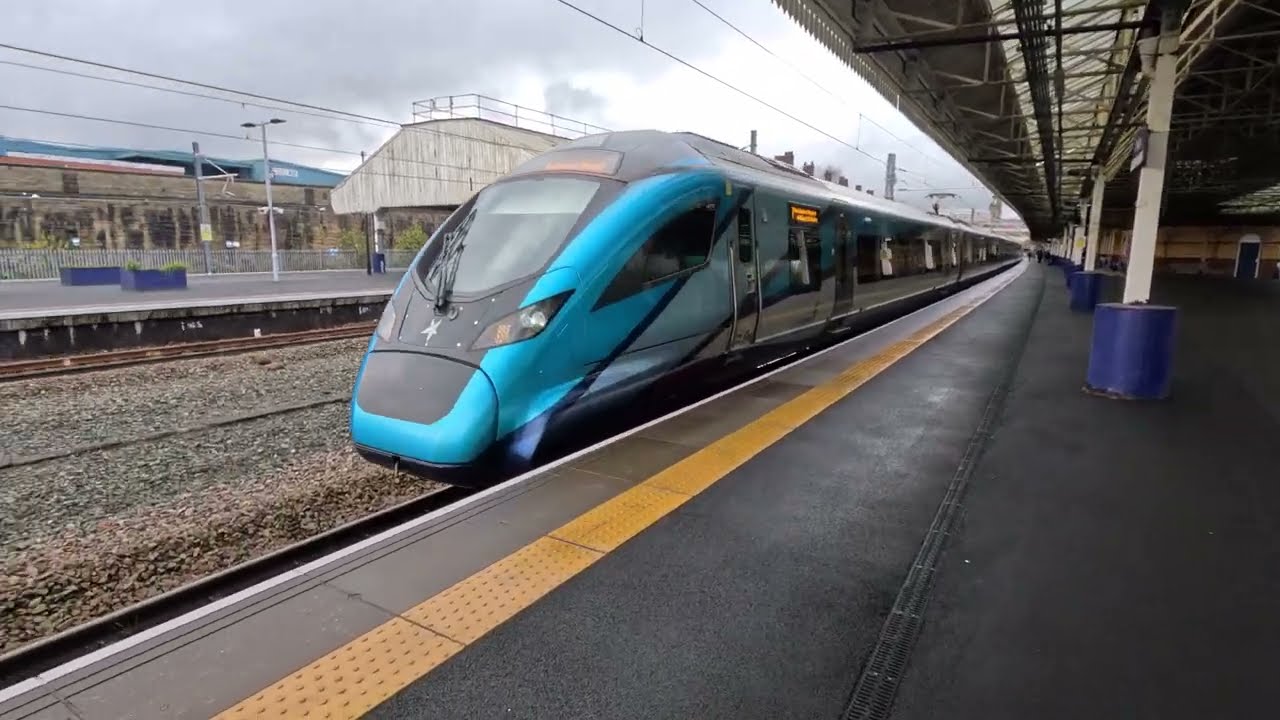 Trains at Bolton station on 28/10/24 including loads of tones !