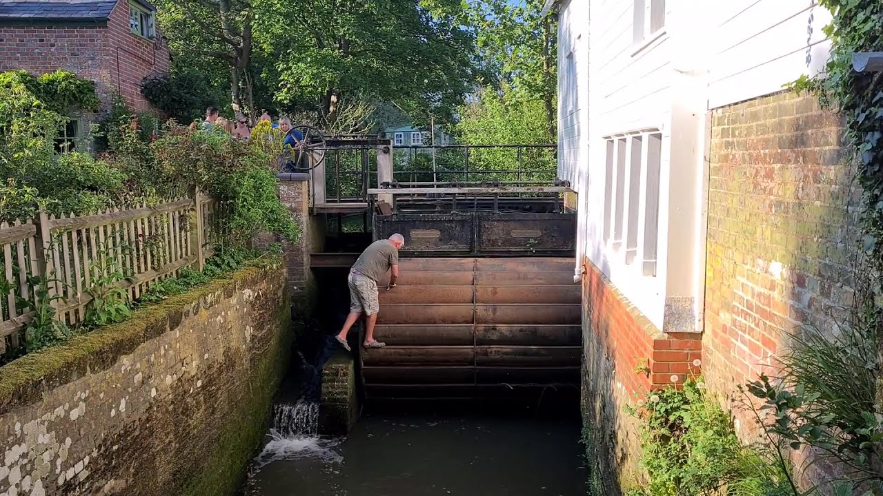 Hellingly Water Mill Starting Up