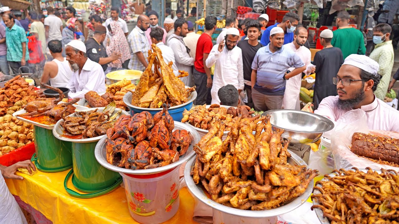 Chawkbazar - The Ancient & Famous Ramadan Iftar Market in South Asia