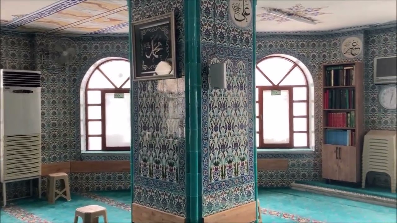 Hz Ebubekir Camii - Ogle namazi - Dikilitas Istanbul