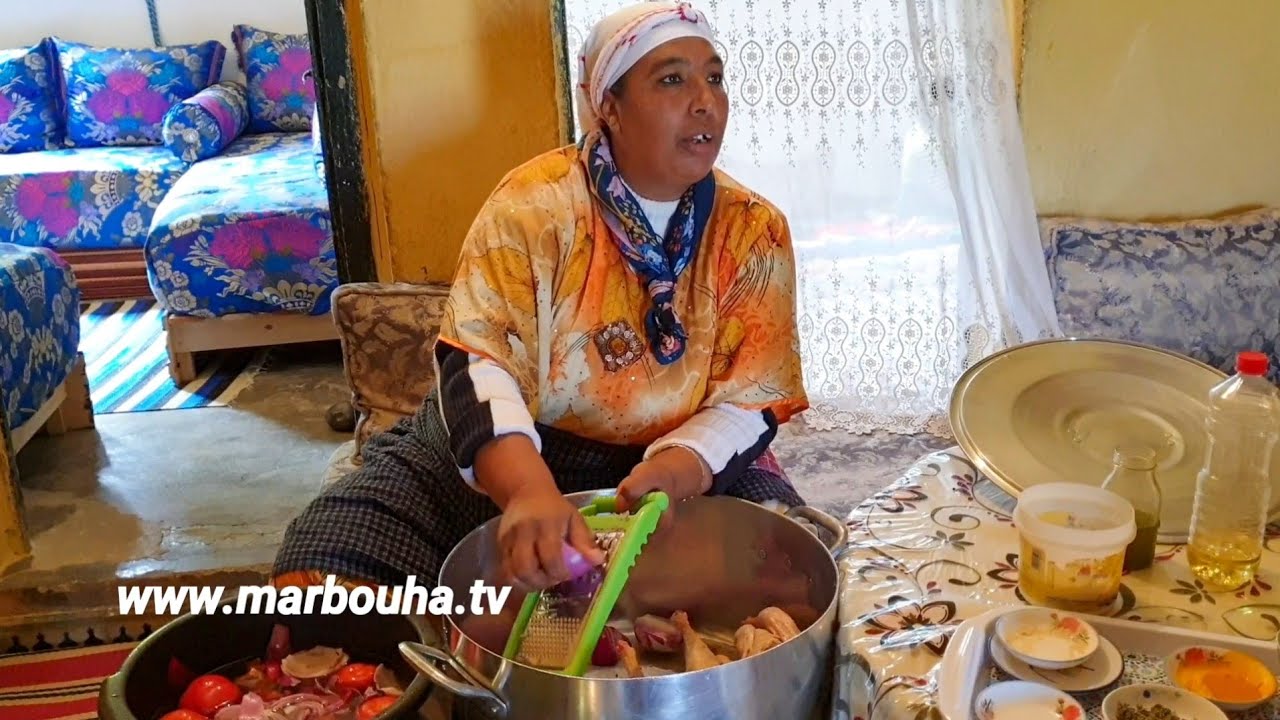 أشهر أكلة مغربية عند زيادة مولود جديد بطريقة مي نعيمة البدوية