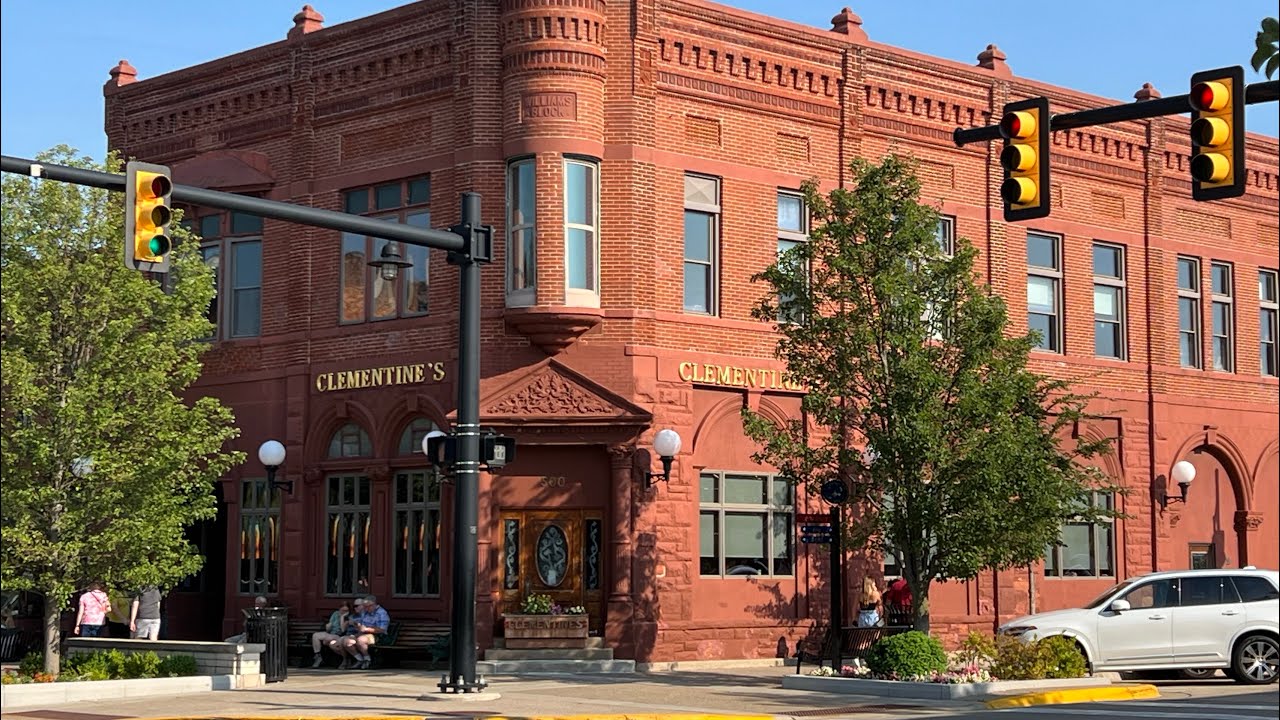 Clementine’s Restaurant- South Haven, MI