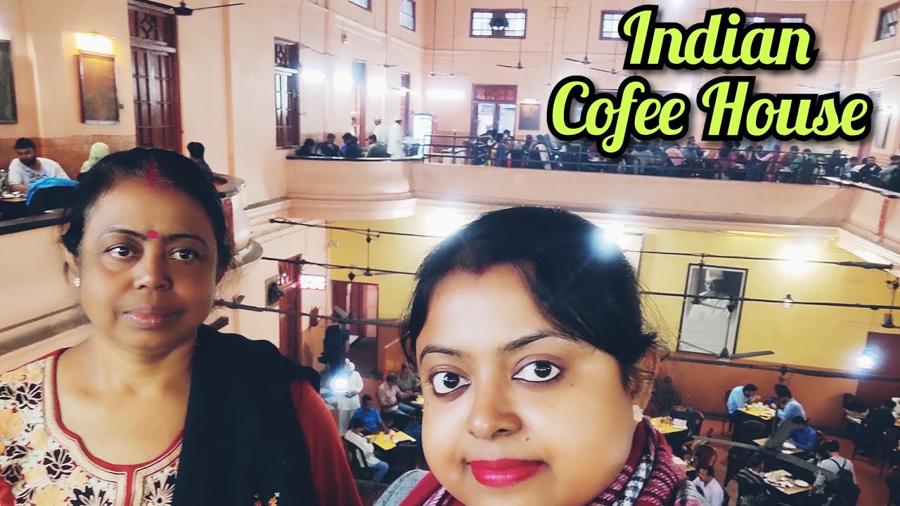 Indian Cofee House এ মা এর সাথে ইংরেজি নতুন বছরের শুরুতে ঘুরে এলাম।