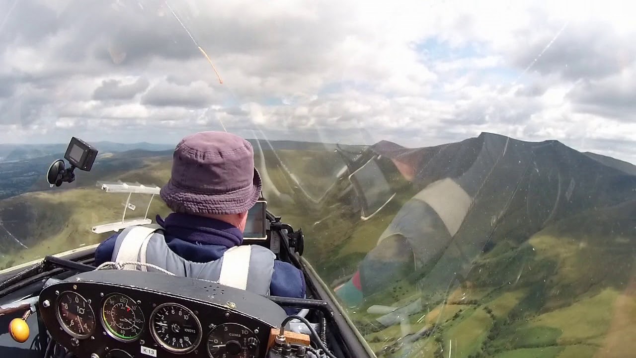 Soaring Pen y Fan in a K13