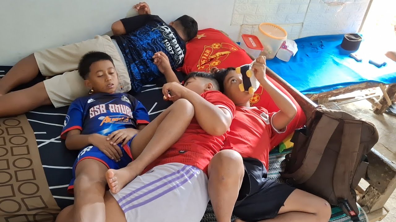 Tidur Siang...