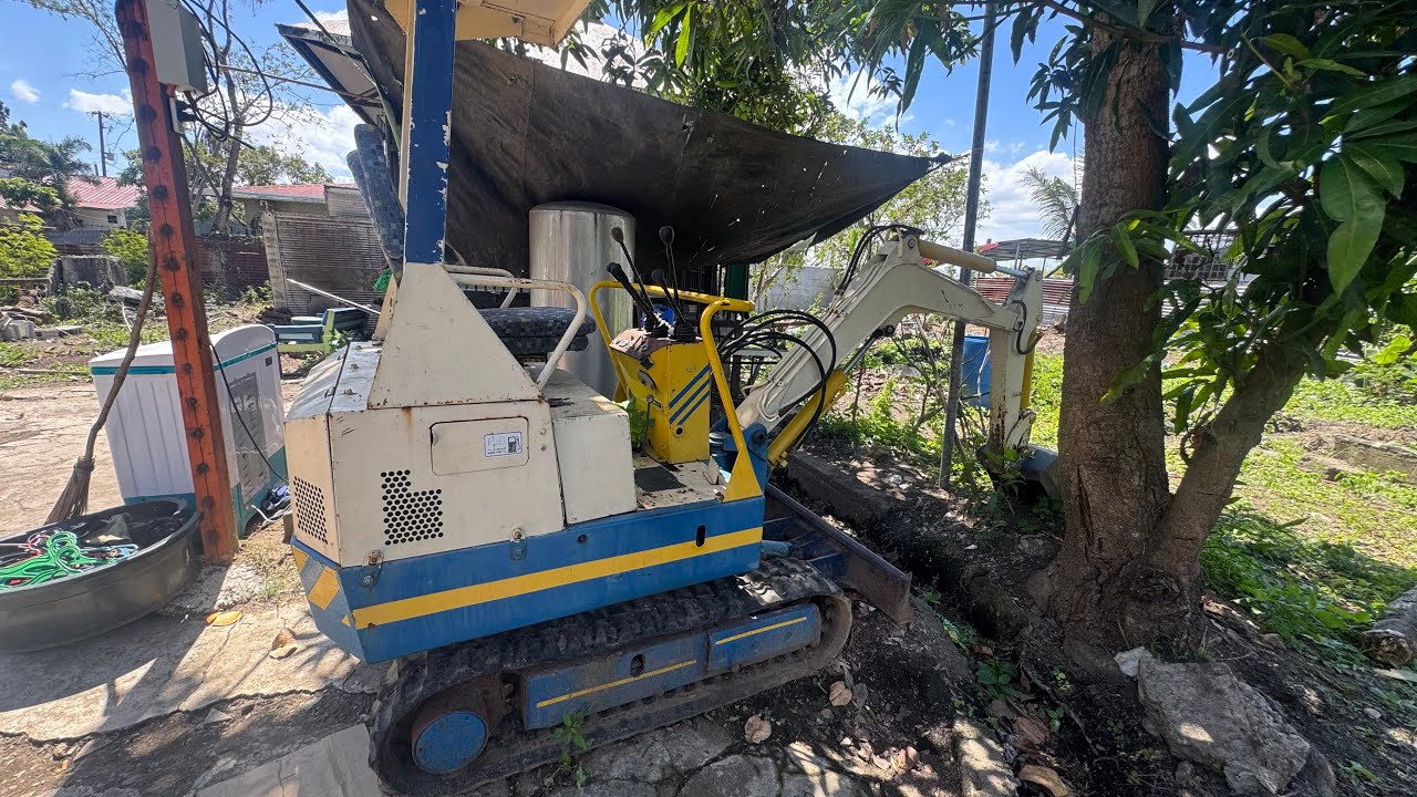 TUMINGIN AKO MINI EXCAVATOR MAKANO ASKING NG SELLER(MURA O MAHAL)