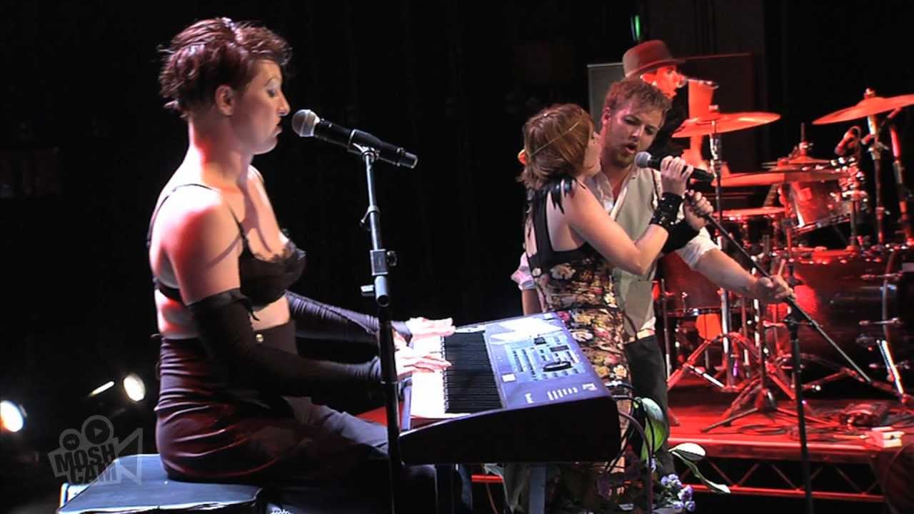 Dresden Dolls - Delilah W/ The Jane Austen Argument (Live in Sydney) | Moshcam