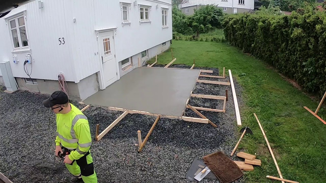 Støp av plate til tilbygg
