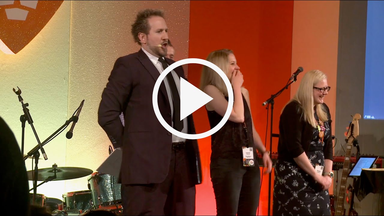 ROBERT FOX - CORPORATE STAGE / CABARET PERFORMANCE AT AWARDS EVENING