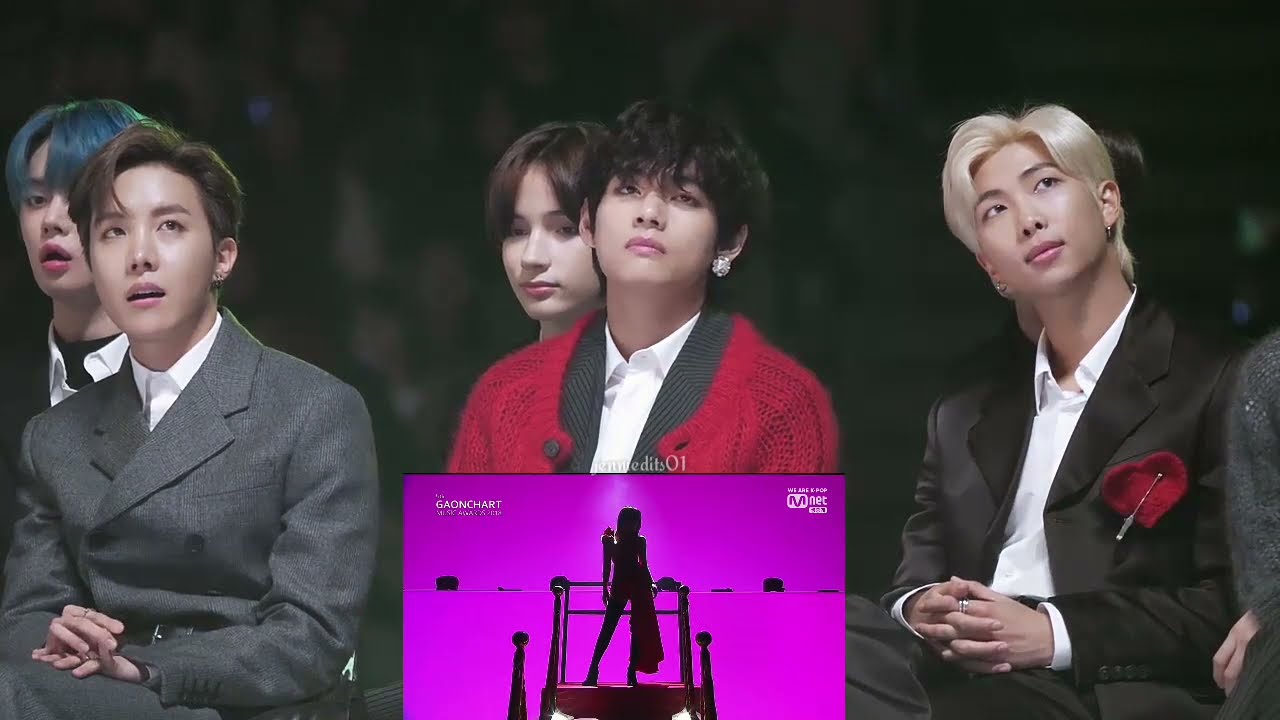 Bts reaction to Jennie Solo performance