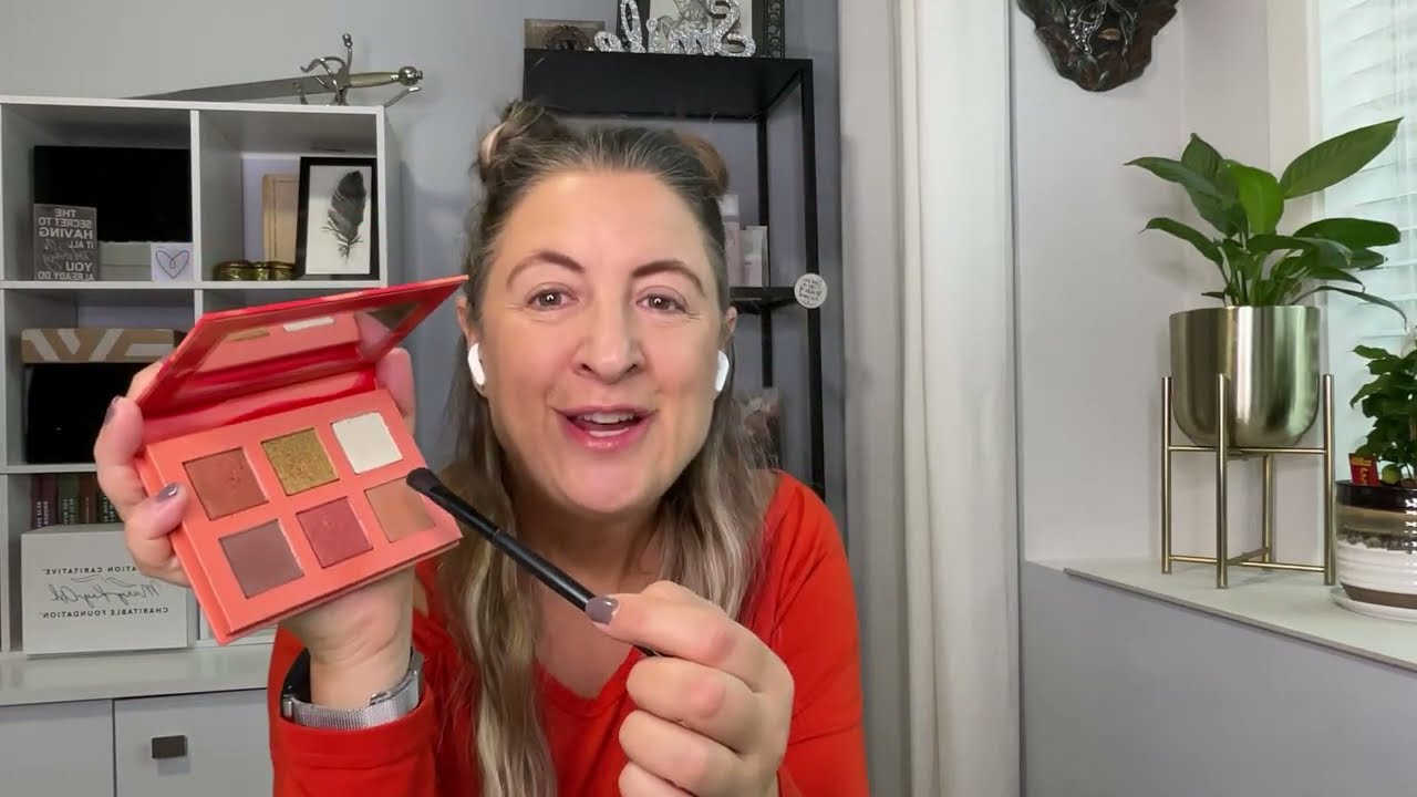 Pretty Professional Makeup Look with Mary Kay Inner Fire Palette