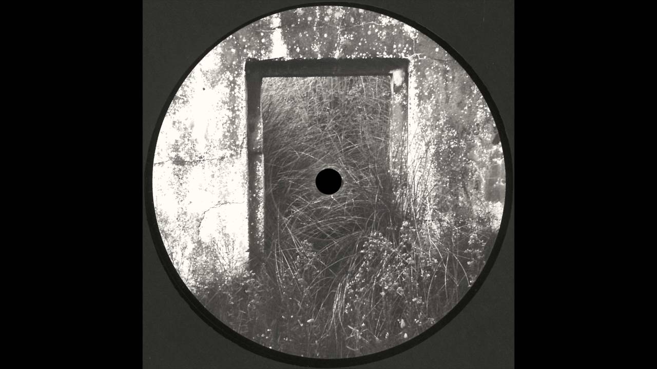 Cristi Cons & DeWalta - Space Between (MEANDER 17)