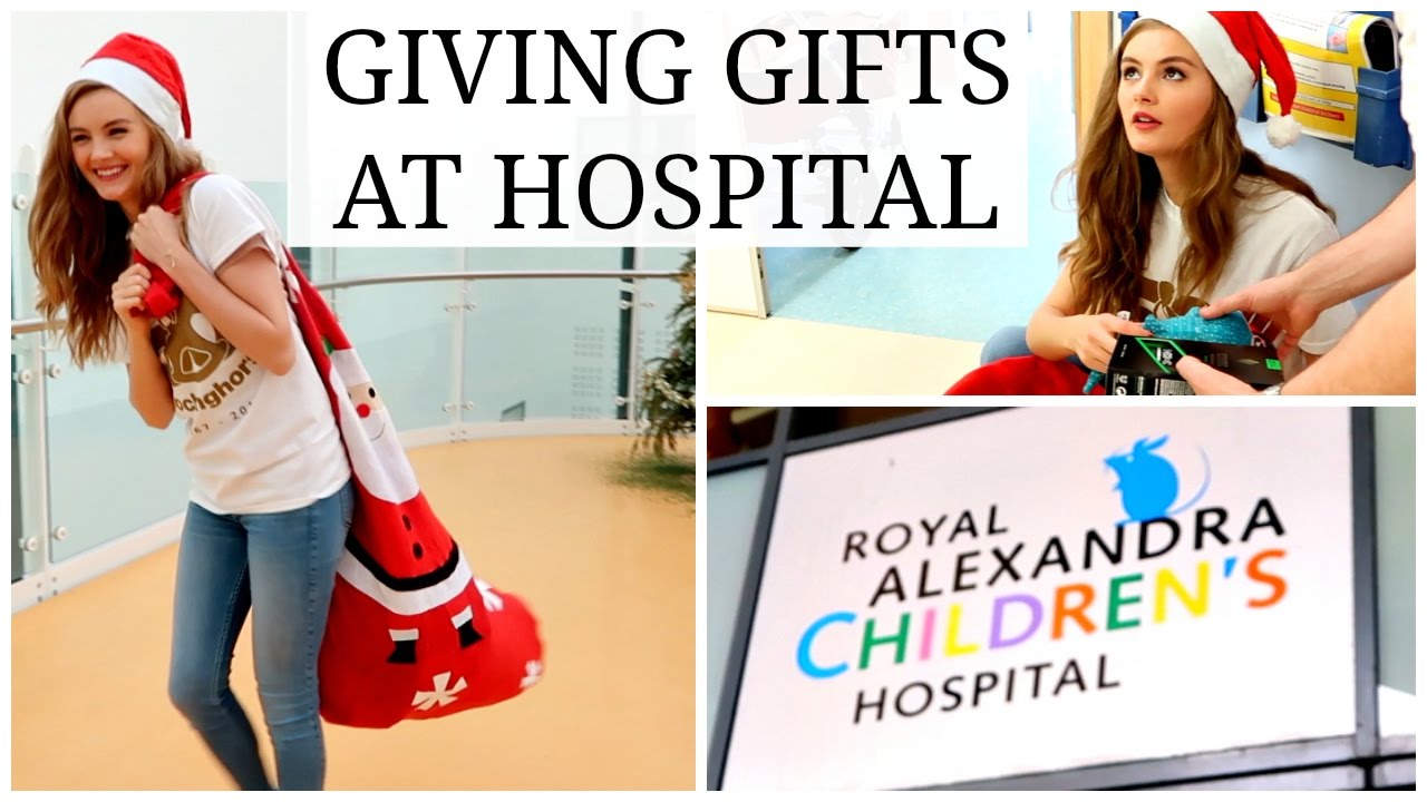 VISITING THE CHILDREN AT HOSPITAL | VLOGMAS #23