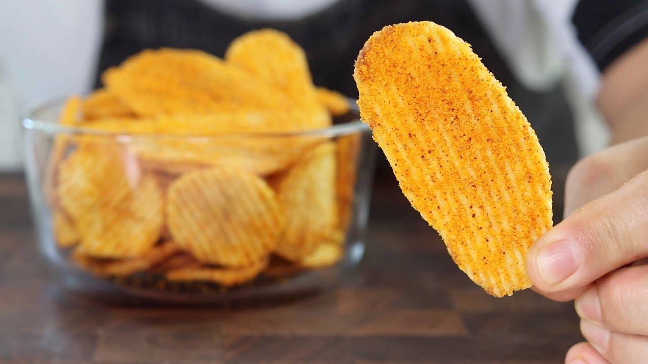 Crunchy Cheddar Ruffle Chips Made From Scratch At Home!