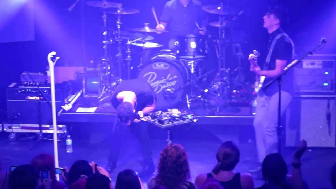 Panic! At the Disco - Camisado live in Nashville