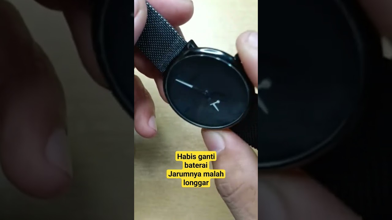 habis ganti baterai jarum nya malah longgar