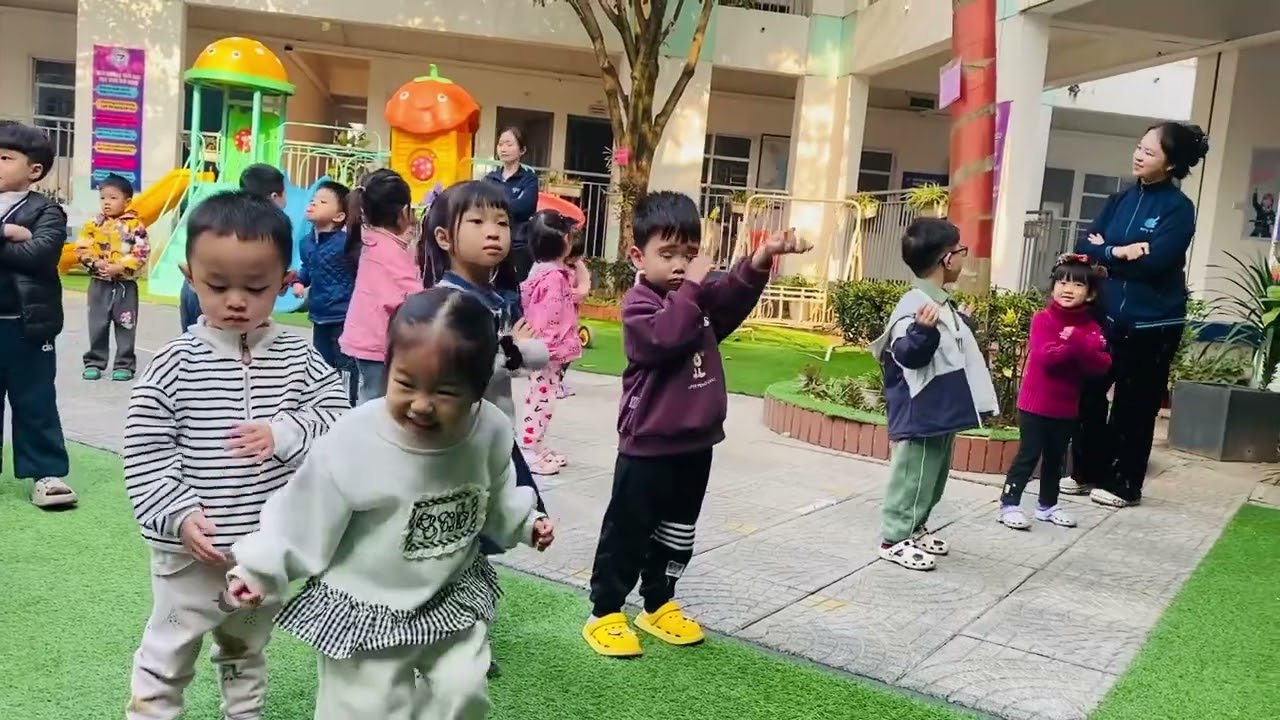 Buổi sáng bật nhạc – Các em bé 3T Edu khởi động ngày mới tràn đầy năng lượng