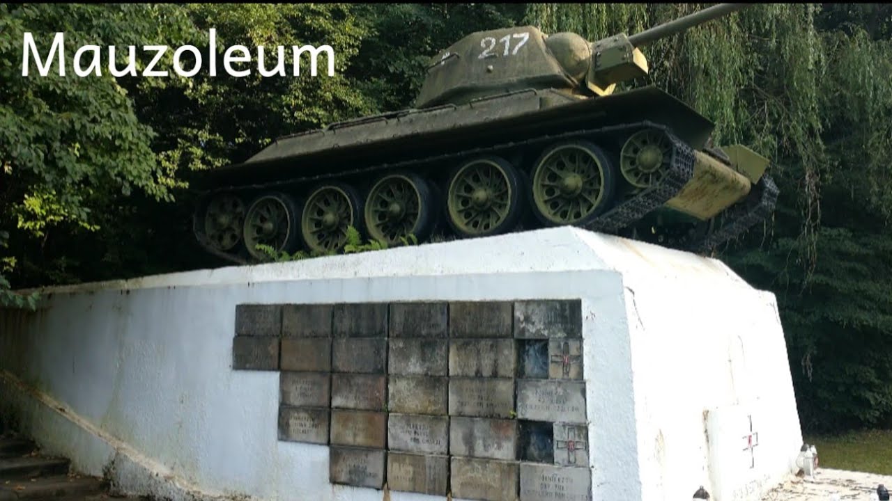 Mauzoleum Żołnierzy Wojska Polskiego w Studziankach Pancernych