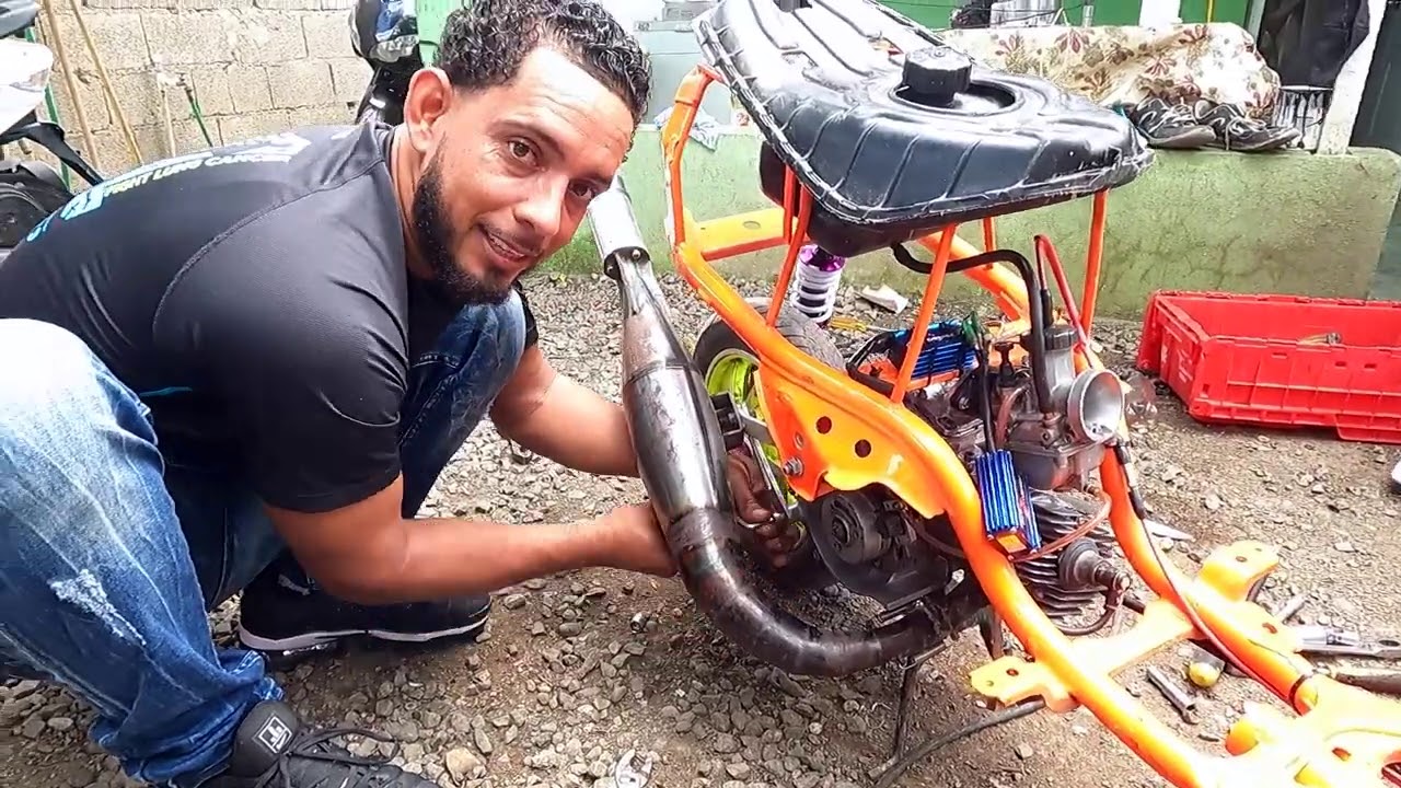 Vacaciones en RD  probando Yamaha 101cc y honda dio 125cc