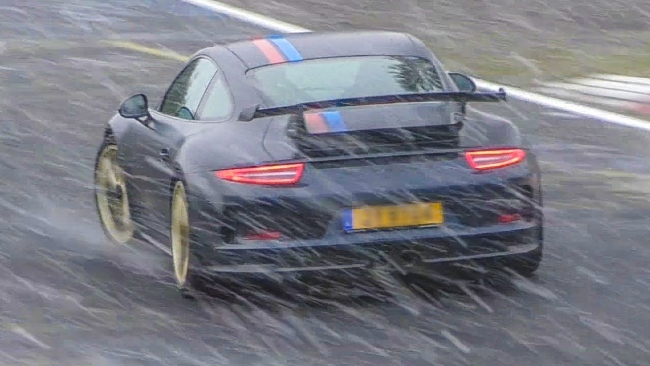 CRAZY Nurburgring Weather Conditions (SNOW) 2021