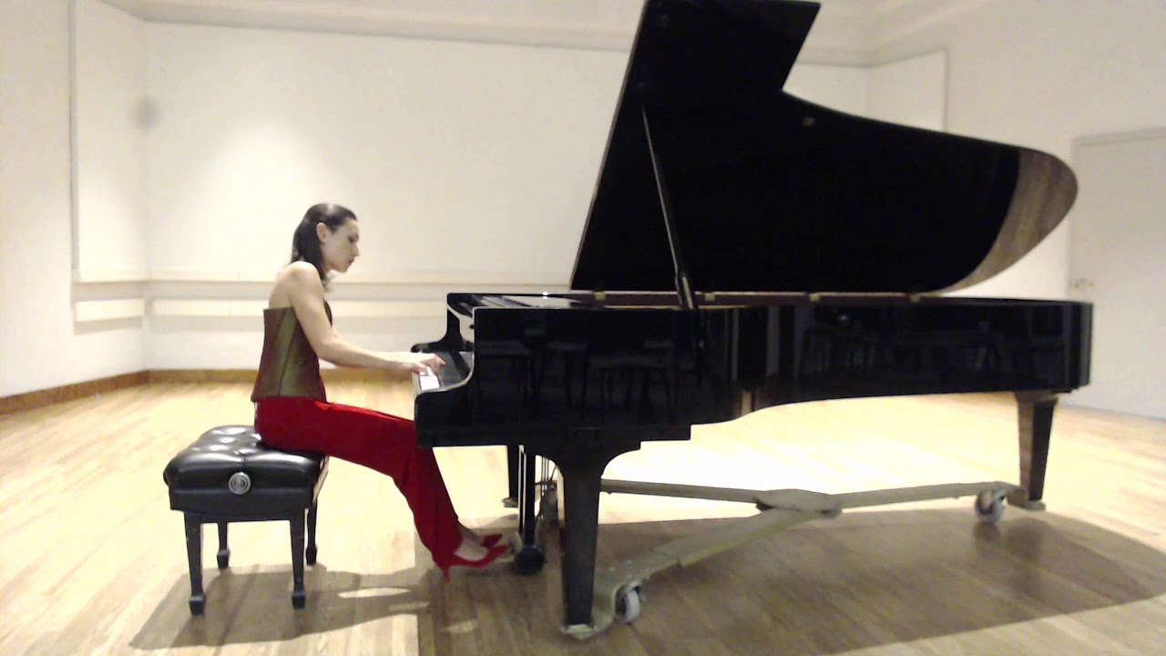 Franz Liszt: Hungarian Rhapsody No. 11, Éva Polgár - piano