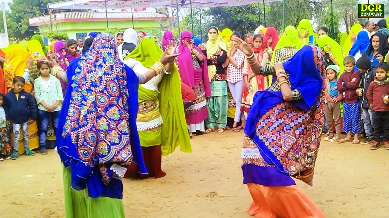 Singer Bhupendra Khatana || दिल मेरो झूले अधर पलना मे चंदा बेरी नाय छुपे बदला मे | Ladies dance