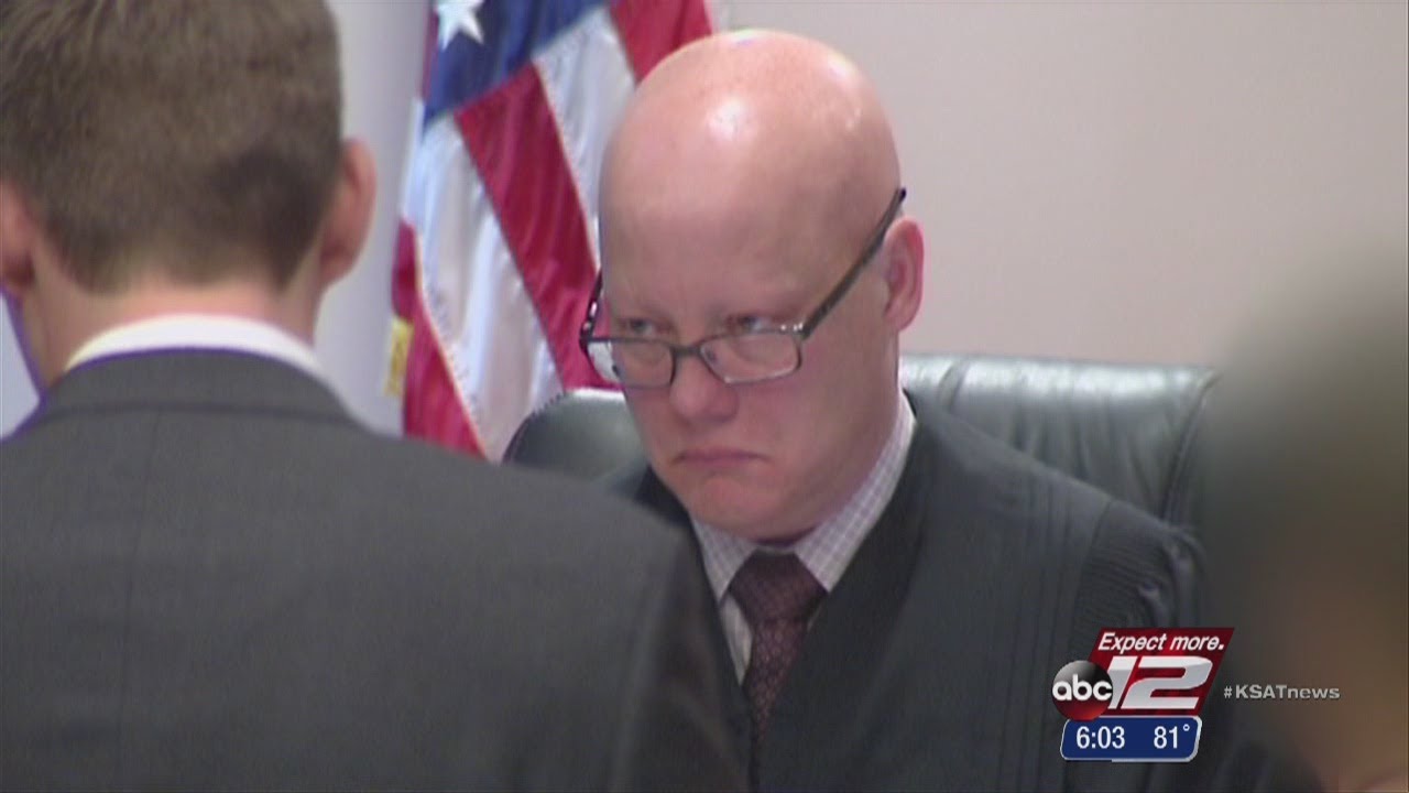 Former Bexar judge pleads guilty in judicial corruption case
