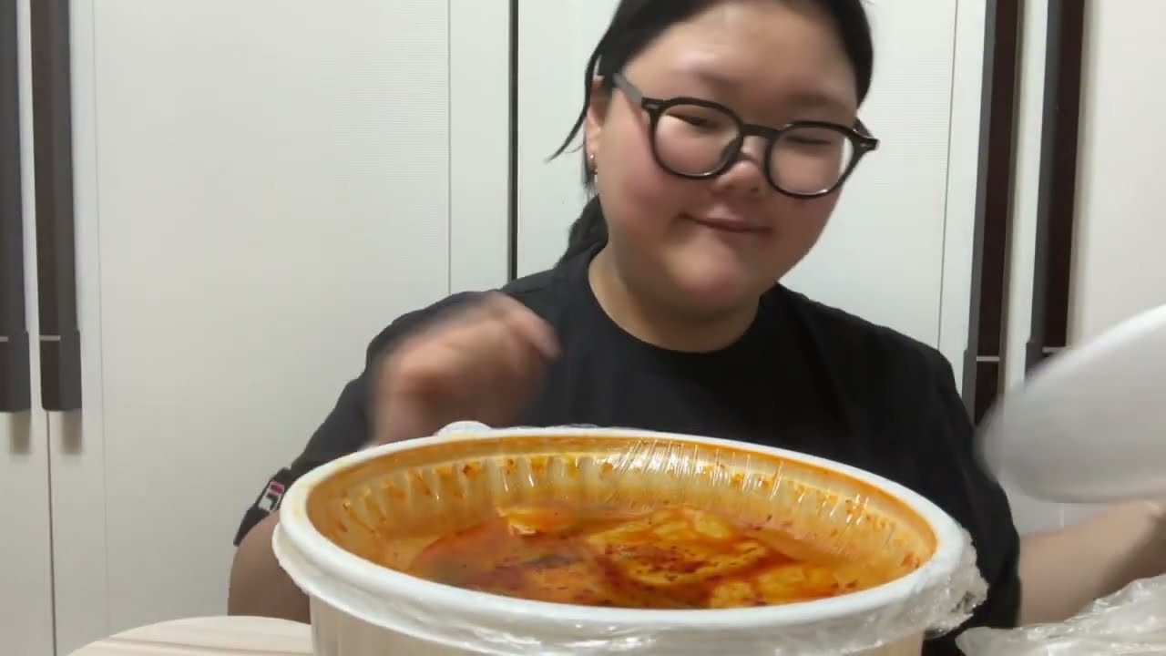 2025 새학기 두근두근… 마라탕 먹으면서 썰풀기 ㅣ마라탕 ㅣ새학기